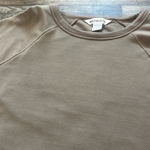 Athleta Coaster Luxe Sweatshirt. Taupe color. Extra Small - Picture 4 of 6